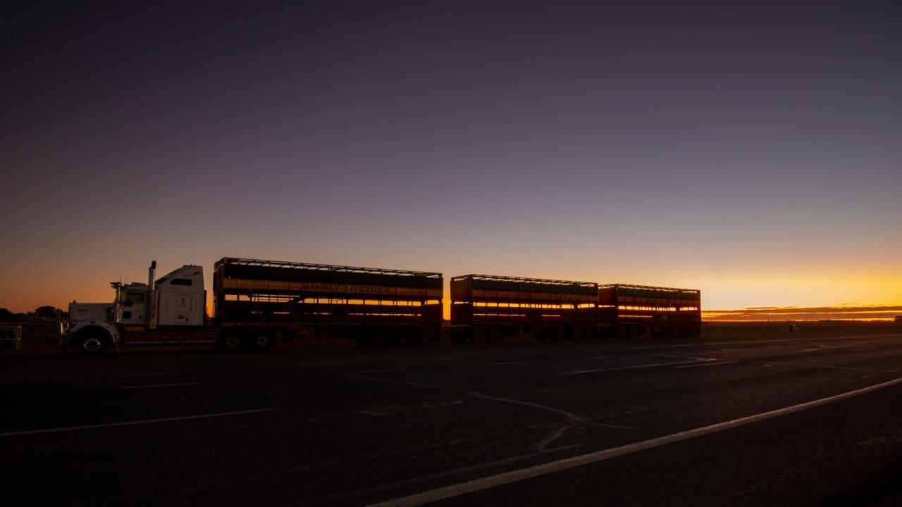 Longreach Most Central Motel 외부 사진