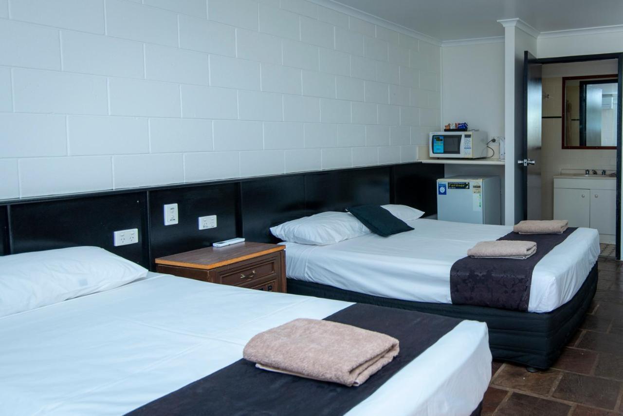 Longreach Most Central Motel 외부 사진
