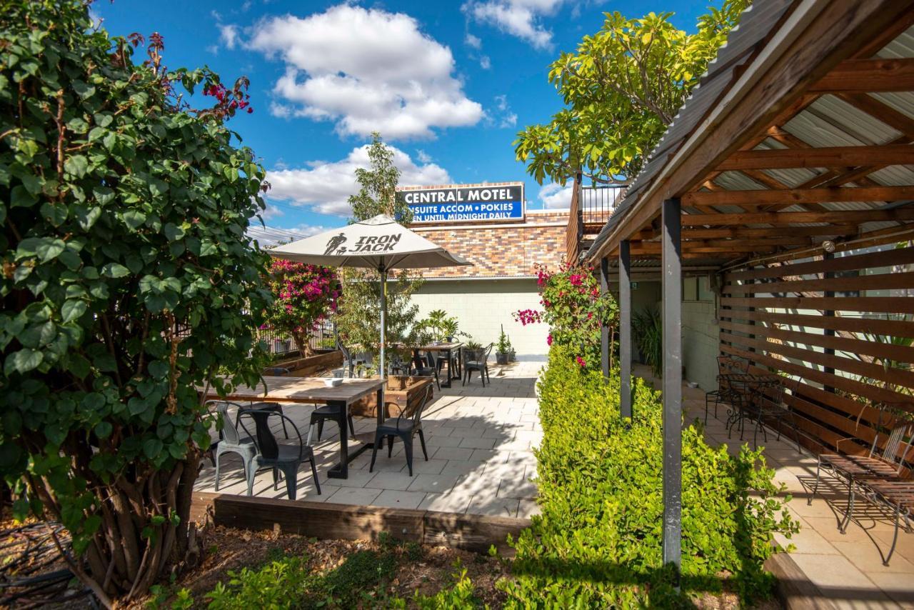 Longreach Most Central Motel 외부 사진