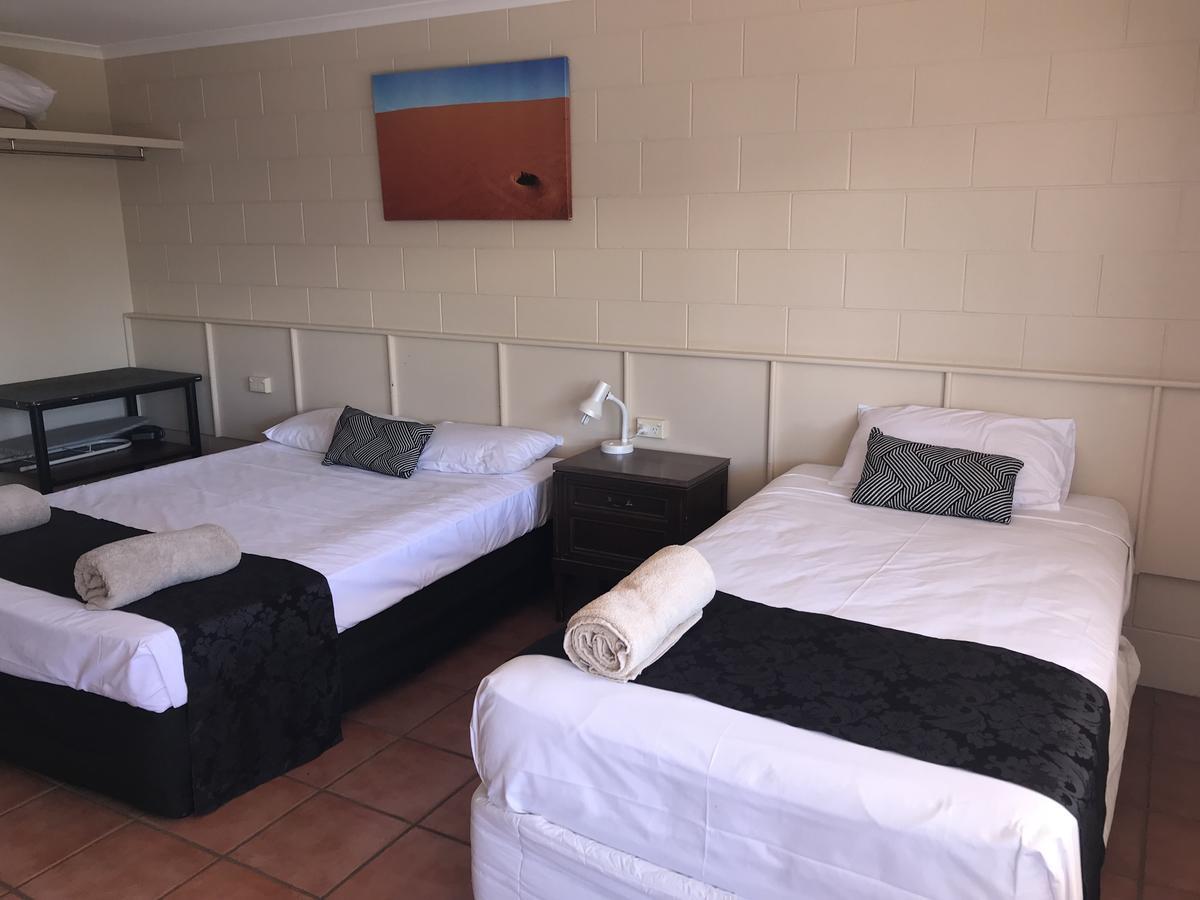 Longreach Most Central Motel 외부 사진