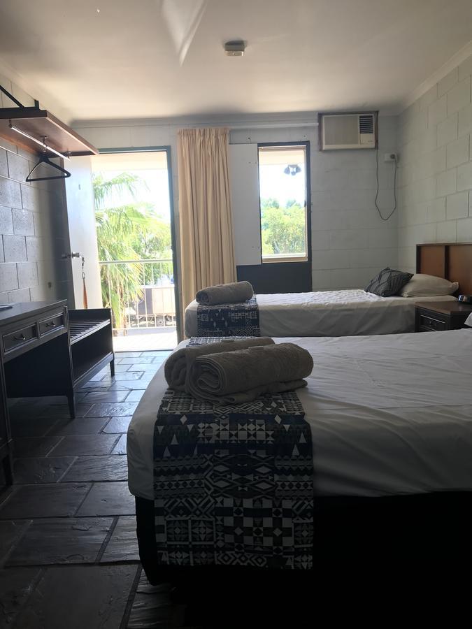 Longreach Most Central Motel 외부 사진